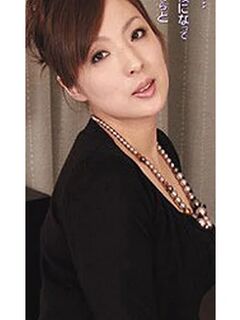 Akina Yoshino