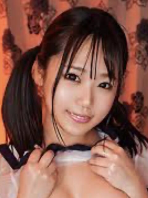Shiori Mochida