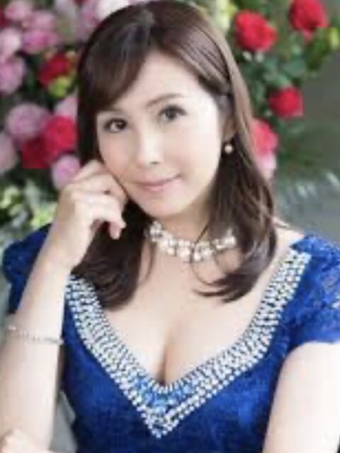 Shiho Aoi