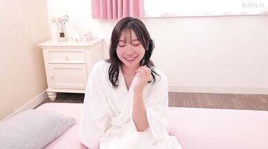 DLDSS-447 Protect your eggs from the sperm of insatiable men with three condoms. Chiharu Mitsuha