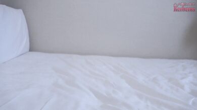 FC2-PPV-4788742 H 罩杯大胸已婚妇女，33 岁，与丈夫感情不和，但为了爱人，她采取了安全措施！但她是个矛盾的年轻妻子，在嘴里射精，然后狼吞虎咽！