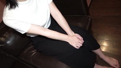 FC2-PPV-4774060 [Privately filmed] First time raw Nakadashi for a petite 145cm baby girl with innocent tits in the middle of development! She is a little girl with a very innocent and beautiful face.
