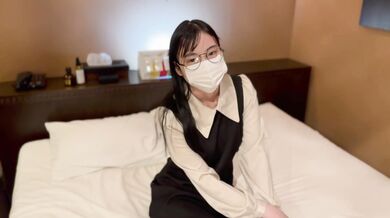 FC2-PPV-4742142 [No] I Nakadashi Nakadashi of a beautiful slender girl with a child's face and neat and innocent [Facial