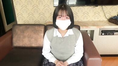FC2-PPV-4716362 [Unzensiert] Schuluniform, schwarze Haare, unschuldig und doch viel zu erotisch! Als Gegenleistung dafür, dass du dich von dieser talentierten Kleinen mit ihrem Speichel verwöhnen lässt, darfst du dein Sperma tief in ihre schöne rosa Musch