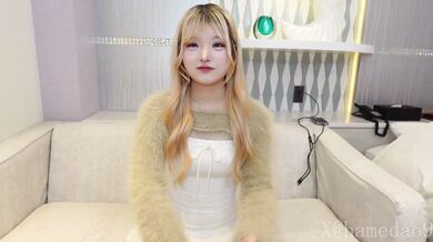 FC2-PPV-4712321 【Angelic Descent】 "Oh no, this is too much..." An innocent, lovely 18-year-old who climaxes so intensely her spasms won't stop. Tormented by a remote-controlled vibrator at the aquarium, she moans with a husky voice, half-crying as she get