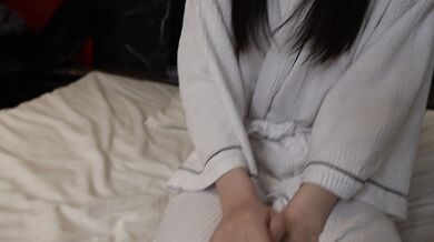 FC2-PPV-4706635 3 Days! 70% OFF!! 【Half Inside, Half Outside 2 Ejaculations】Must-see for all M-men‼︎ Perverted play with a gentle, innocent-looking college girl. Rising excitement leads to explosive release from behind. My overflowing semen... Finally, a