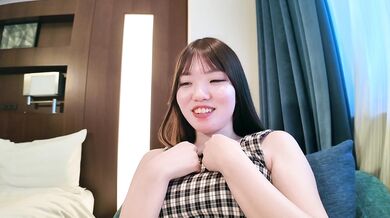 FC2-PPV-4690378  First Time※ Submissive 20-Year-Old College Girl♥ Brought In During Free Period♥ Feels So Good She Can't Help But Moan and Scream in Ecstasy♥
