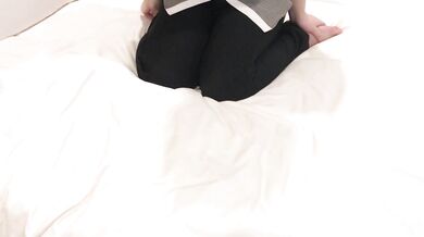 FC2-PPV-4684899 【Amateur Private Shoot】 【Uncensored】 Threesome Raw Sex with a Black-Haired, Innocent-Looking Girl Working at a High-Class Ginza Restaurant and a Hungry Pervert Old Man