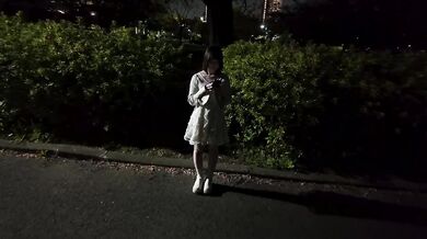 FC2-PPV-4680005 【First Shoot】 【Face Revealed】 The Immoral Pleasure of Violating a Petite Woman. 144cm. Small Breasts. Big Butt. The three key points are all here. Outdoor blowjob in the park, followed by a massive creampie inside her plump, fleshy pussy.