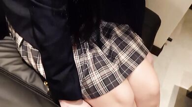 FC2-PPV-4646698 【No Uniform Cosplay】Early Bird Discount 780pt・Cumshot Inside the Tight Pussy of a Slutty Big-Breasted Babe with an Amazingly Comfortable Erotic Body【High-Quality Bonus】