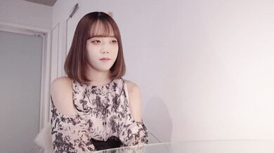FC2-PPV-4670485 【Today Only 7980pt→1980pt】 A translucent, fair-skinned, slender 18-year-old. She'll have sex on camera with an older man to support someone she likes【No Condom・Creampie】