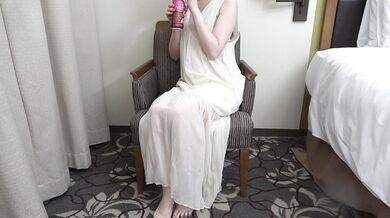 FC2-PPV-4664062 【First Time / Creampie】 A woman transforms completely. The disheveled form of a usually serious Japanese language teacher. Can you resist when her erotic switch suddenly flips?