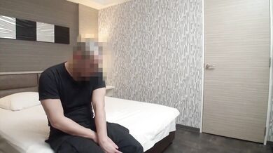 FC2-PPV-4639713 50% OFF!【No Condom・Creampie】 This sweet, fair-skinned, black-haired college girl massage parlor attendant is an incredibly submissive, squirting slut♡ Just as you wished, I gave her a rough fuck and made her take a raw creampie.