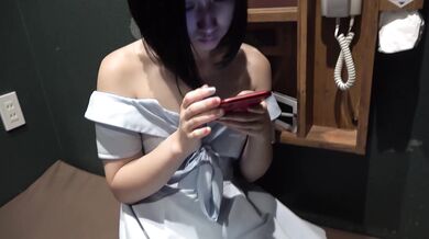 FC2-PPV-4597606 Manga Cafe Ekki, the sound of hands gripping low breasts, hair untouched beneath the hair! [High-Res Images Included]