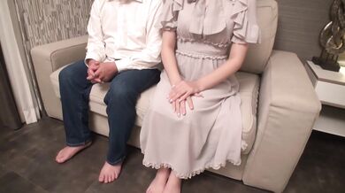 FC2-PPV-4583175 The Ultimate Age Gap Marriage! Husband 53, Wife 21. Seeking stimulation out of love for his young wife: "Please take my wife right in front of me." Raw creampie with another man's semen.