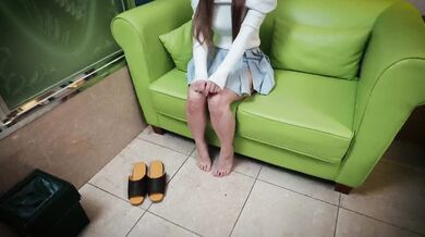 FC2-PPV-4558538 限时优惠至11/21仅需980积分！！【顶级货・中奖品】领悟到年龄不过是数字的女子，能让男性完全勃起。※无修正全裸画面。
