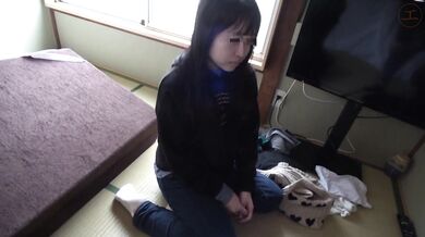 FC2-PPV-4556041 A lonely woman, unable to rely on this job. The country has also been abandoned and is difficult to pay for, with no other way to pay with her body...
