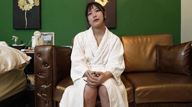 FC2-PPV-4522511 [Oil] 70% of the True Background of an Idol Geek. *Stay on the edge of gender! Call for an oil massage