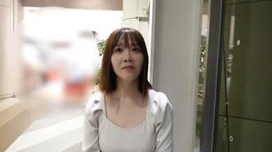 FC2-PPV-4480519 50%OFF!【初撮り】 【顔出し】神乳！！街行く人が振り返る。その訳はド迫*の天然Hカップに美顔！！外見完璧なM女の膣内に強行中出し。