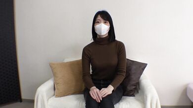 FC2-PPV-4480420 【无修剪・纯素人】 实在忍不住内射了！身高超过170cm、肤白奶美的运动系美女，虽然看起来很正经，但性欲旺盛，乳头特别敏感！她主动挺起腰肢，随心所欲地连续达到高潮！！