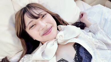 FC2-PPV-4280655 [Uncensored] Her smile is irresistible! Cumming hard in her inexperienced mouth! The first shoot featuring Misa-chan, the No. 1 fair-skinned beauty.