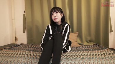 FC2-PPV-4185460 A super-erotic threesome once a week with a "landmine" type guy and an older man by her side♪ I want to cum inside her beautiful, shaved pussy—which is extremely sensitive and can handle multiple orgasms!