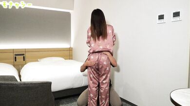 FC2-PPV-4050715 [Pajamas★Monashi] Pajama Playtime♥ She’s only 22 but incredibly sexy! A stunningly stylish “older sister” type♥ A white gal who’s full of energy and has a great personality♥ Riko, who wants to have more naughty expe
