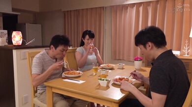 SPRD-1196 Son-in-law Eriko Miura, a mother-in-law who was shrugged down by a son with strong libido - Miura Eriko