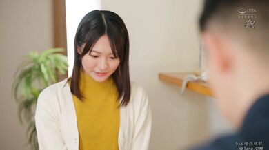 DSOD-004 I was asked to donate sperm by my boss's cute wife. It was supposed to be a serious act, but my secret baby-making sex turned into a messy affair. Natsu Tojo