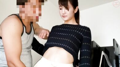 FC2-PPV-3140507 [Privat] Während ihr Mann nicht da ist, wird die große, schlanke junge Ehefrau mit den schönen Beinen im Wohnzimmer *** und auf dem Balkon, wo sie ihre Schreie unterdrückt, von hinten genommen und zum dritten Mal mit einem Creampie besorgt