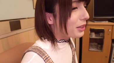 BOKD-215 AV debut I look like this and it has a cock. Natsufu Yuka
