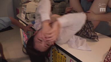 MIAA-785 Shoplifting Anal Girl ○ In order to atone for the crime of shoplifting, she accepted to be playd by the store manager with a big dick... Anka Suzune