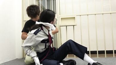 REXD-332 I can't even make a voice and can't stand it ... A female prison officer who got caught in a trap ● Incident! "Sperm collects and it's a gold ball!"