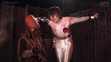 GHNU-054 The story that I was the president of an evil organization when I reincarnated. President's order! Red or green, whatever! Aim for Liga Pink! - Kanohana