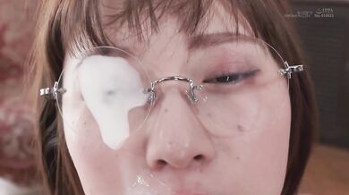 SPLY-005 Deep throat bukkake on a beautiful girl wearing glasses! Trottoro's cloudy semen is completely covered in the lens! ! Massive fire SP until visibility is zero! ! ! Hina Sasaki