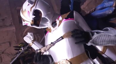 SPSA-076 Heroine Erotic Pinch Omnibus Strong Juu Sentai Wild Ranger Wild White Edition Nooka Yukari 250 1 - Is It Yukari?