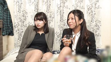 HUNTC-104 "I want you to cum all over my face..." Two busty female bosses who were super masochistic! When I was drinking with two female bosses who are usually super strict, their attitudes gradually changed...