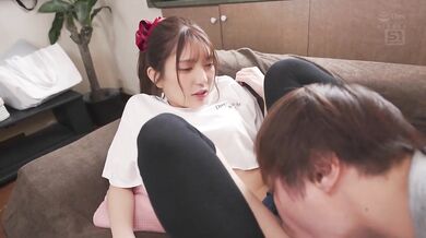 SONE-861 Double absolute territory. A devilish lady with tall, beautiful legs will make you want to lick her curved waist zone. A plump thigh zone that you'll want to rub against. Tempting glimpses. Hana Kuraki. - Kuraki Hana