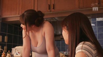 MIAA-640 Chitose Yura, who was secretly messed up by her anal development by her plump sister