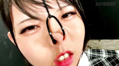 VRPD-005 Stinkiness! The Strange Odor of the Female Body in the Brothel: 100 Scenes of Mako Maeda's Disarray - Maeda Mako