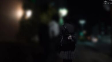HUNBL-137 "Eh, who? What?? It's scary!" A girl on her way home from school is covered with a paper bag and suddenly playd! A girl who is simply too scared to move is creampied and playd in overwhelming fear! !