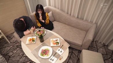 MEYD-916 Neighboring Couple NTR ~Two couples staying in two rooms connected by a door~ Yui Tenma Nono Yuki - Yukis