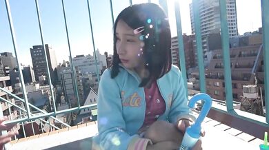 NEO-905 Naughty peeing game Yura Kana