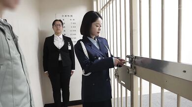 START-320 The Job of a Lady Juvenile Prison Guard [Special Edition] SODSTAR MINAMO A super beautiful elite officer who rehabilitates sexually horny prisoners with creampie - Minamo