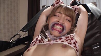 ENKI-065 고무 없이도 박치기 당하고 싶은 파괴력 만만치 않은 파릇파릇한 하피마루 짱 어디든ハメられたい願望があり中出し乱パでお仕置き輪●●●●●●。