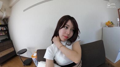 KBMS-152 Strong Smell Excretion System Selfie Girl Mio Horiguchi