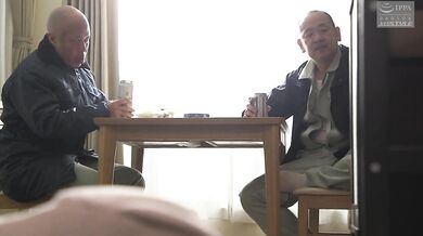 NSFS-162 Verheiratete Frau, gefesselt an Händen und Füßen, widerstandsunfähig und geschlagen VOL.2